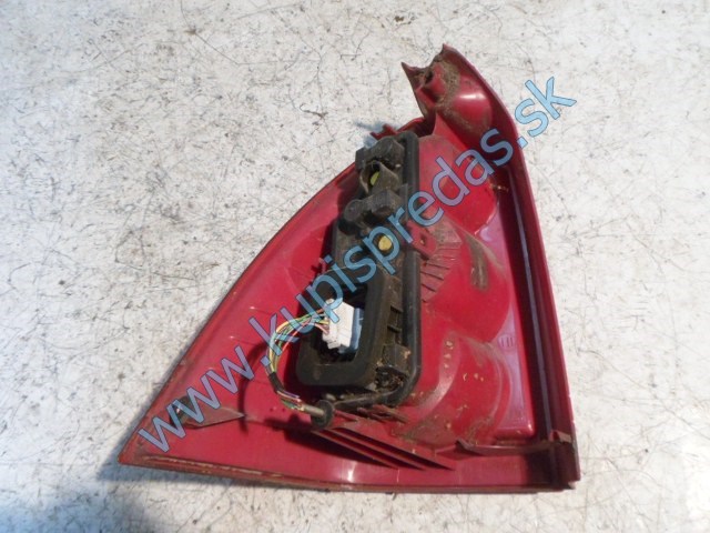 pravé zadné svetlo na peugeot 307 sw lift, 